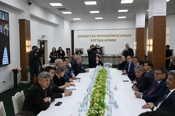 Круглый стол, посвященный творческому наследию Шерхана Муртазы, состоялся в Астане (4)