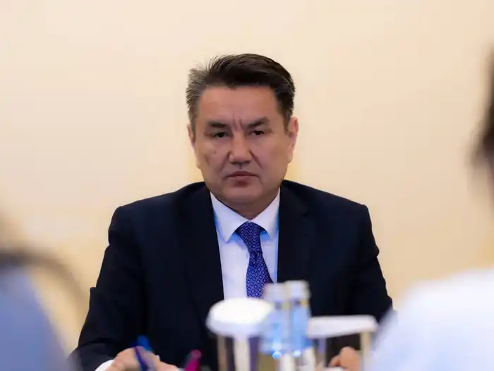 Аким ВКО провёл личный приём граждан (2)