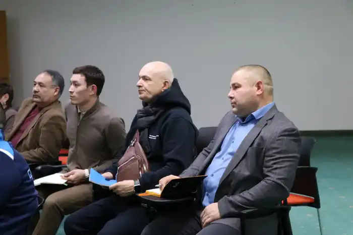 Чемпионат Республики Казахстан по керлингу: Проведено собрание с учредителями, а также 10 представителями региональных филиалов и федераций (5)