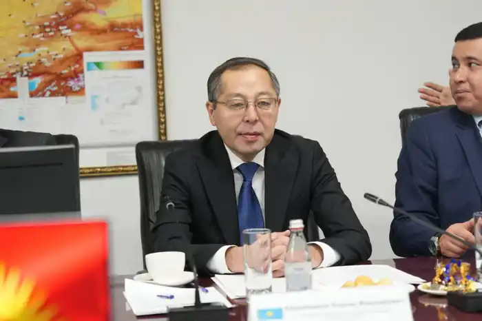 Водная дипломатия: Казахстан и Кыргызстан возобновляют сотрудничество в области гидрометеорологии и обмен данными по водохранилищам (2)