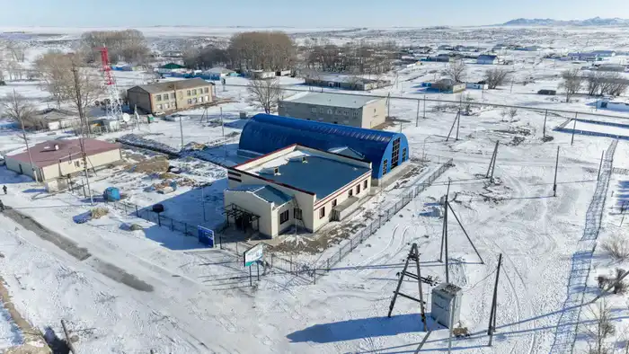 Аким области посетил недостроенные объекты в Абайском районе (6)