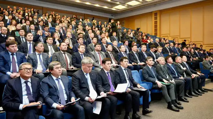 Приоритеты Минэнерго в энергетической безопасности и переработке углеводородов {city2}