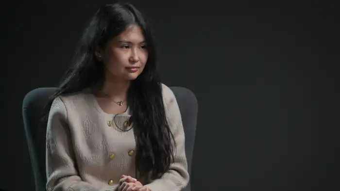 Бибисара Асаубаева о биологическом отце: "Мы не поддерживаем связь" {city2}