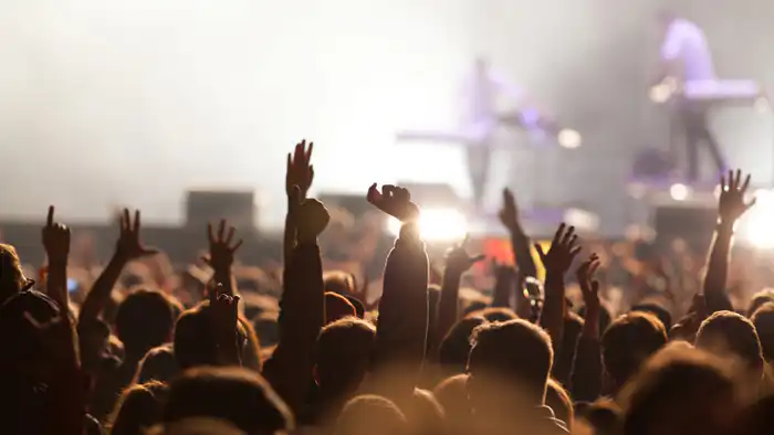 Изменения в организации гастролей иностранных артистов в Казахстане: новые требования к проверке песен перед концертами {city2}