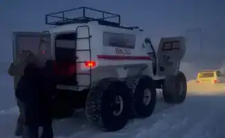 Снежные ловушки: 87 жизней спасены из зимнего пленения