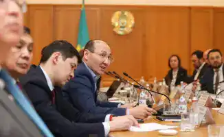 Развитие рынка ценных бумаг в Казахстане обсуждение на круглом столе