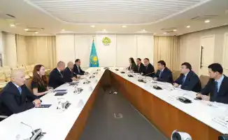 Аким Туркестанской области и председатель Национальной палаты предпринимателей обсудили поддержку бизнеса