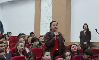 Обсуждение стратегии цифровой трансформации и внедрения ИИ в Алматинской области: акцент на международные инициативы и безопасность