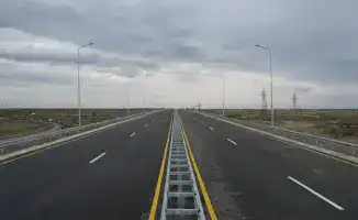 Президент подчеркивает важность развития автомобильных перевозок для улучшения инфраструктуры и повышения качества жизни граждан