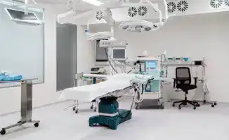 В Туркестане 15-летней девочке удалили 900 граммов волос из желудка после успешной операции