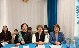 Конкурс национальной игры Сәулелі тастар для особенных дошколят в столице