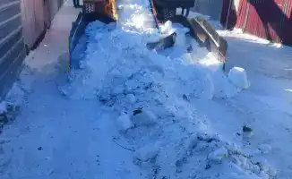 Астана очищается от снега: 3 100 рабочих на месте