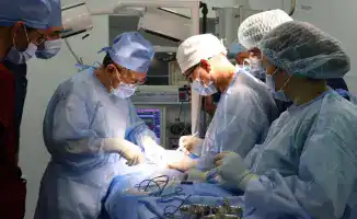 Хирурги в Алматы успешно спасли ребенка после проглатывания 31 магнита