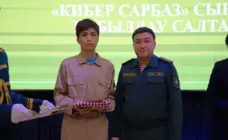 Открытие класса 'Cyber sarbaz': шаг к повышению цифровой грамотности и патриотизма среди молодежи Казахстана