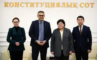 Конституция на старте: как международные эксперты формируют будущее страны