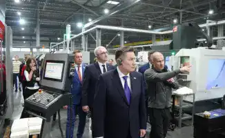 Посещение делегацией ВКО предприятия «Комплекс Агро» в Барнауле: новые возможности для сельхозтехники региона