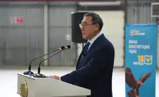 Обсуждение верховенства закона и устойчивого развития на встрече с работниками индустриально-логистического центра ДАМУ