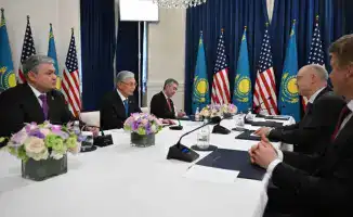 Касым-Жомарт Токаев и Пол Вайраух подписали инвестиционное соглашение на 180 миллионов долларов для строительства завода по производству кормов для домашних животных в Алатау.