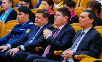 Театр "Жастар": спектакль о наркозависимости для молодежи