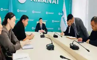 Обсуждение мер противодействия экстремизму на итоговом собрании с журналистами в Алматы