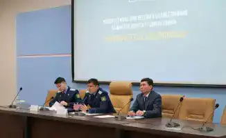 Прокуроры провели правовую школу для работников АО "Астана-РЭК"