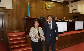 Будущие лидеры Казахстана изучают потенциал официальной статистики на международном уровне