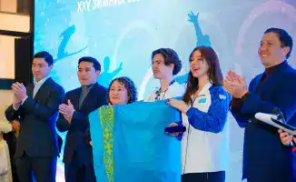 Квартиры и аплодисменты: Шайдоров и Самоделкина в Астане!