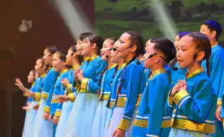 Отчетный концерт студии «Жас сарбаз» в Астане собрал военнослужащих и их семьи