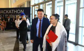 Меруерт Утекешова 75 лет юбилей Туркестан искусство AI-Хакатон