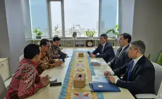 Казахстан и Индонезия обсуждают двусторонние отношения в Джакарте