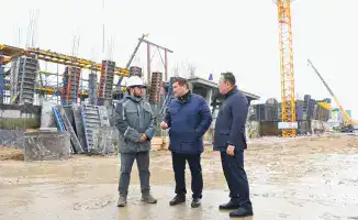 Аким Нурлыбек Налибаев осмотрел стройобъекты в Кызылорде
