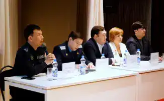 Профилактическая встреча для старшеклассников Астаны о правовой грамотности и ответственности