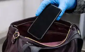 Алматы: Затейники с запрещёнными предметами вновь у дверей правосудия