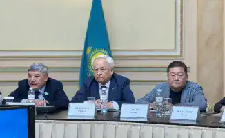 Казахстанские писатели поддерживают реформы в рамках новой Конституции на международной встрече