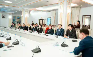 Обсуждение новой редакции Конституции: внимание к правам граждан и культурному наследию