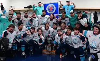 Караганда празднует золото хоккейного турнира в Канаде