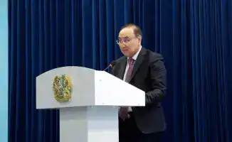 Экологический час в Астане: школьники и студенты обсуждают рациональное водопользование