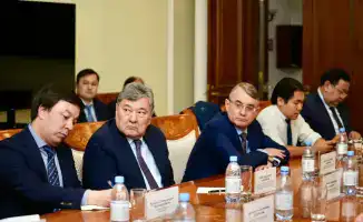 Министр энергетики Ерлан Аккенженов провёл обсуждение с экспертами по реформе ТЭК и стратегии развития отрасли