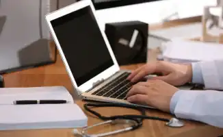 Прокуратура Мангистауской области выявила системные нарушения в медицинских организациях региона, связанные с хищением сотен миллионов тенге.