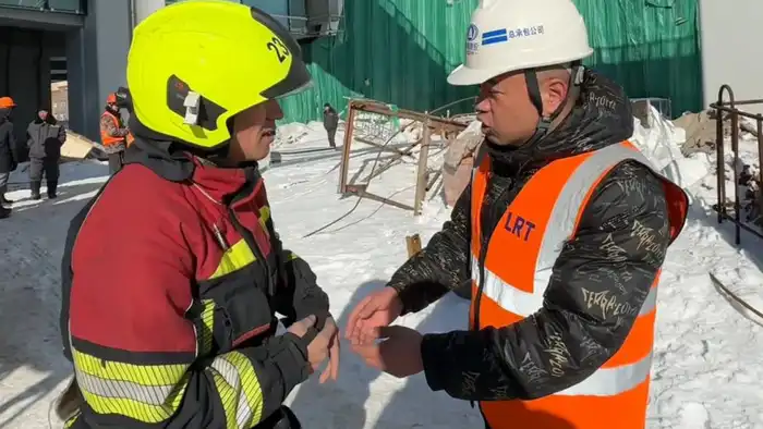 Знание китайского языка помогло пожарным в Астане эффективно справиться с возгоранием на объекте Astana LRT {city2}