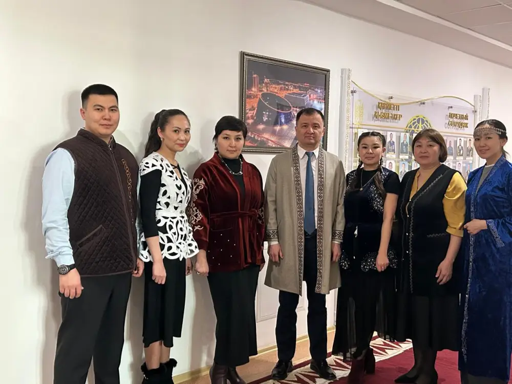 В МЧС Казахстана отметили День национальной одежды (10)