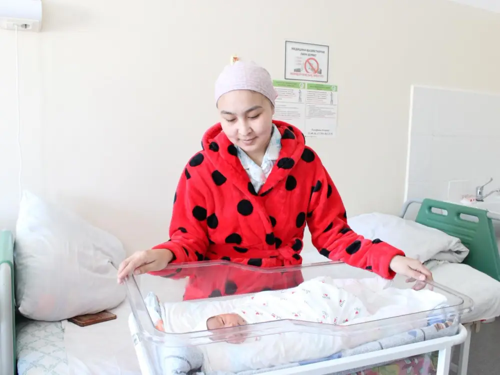 585 новорожденных в Казахстане в день республиканского референдума {city2}