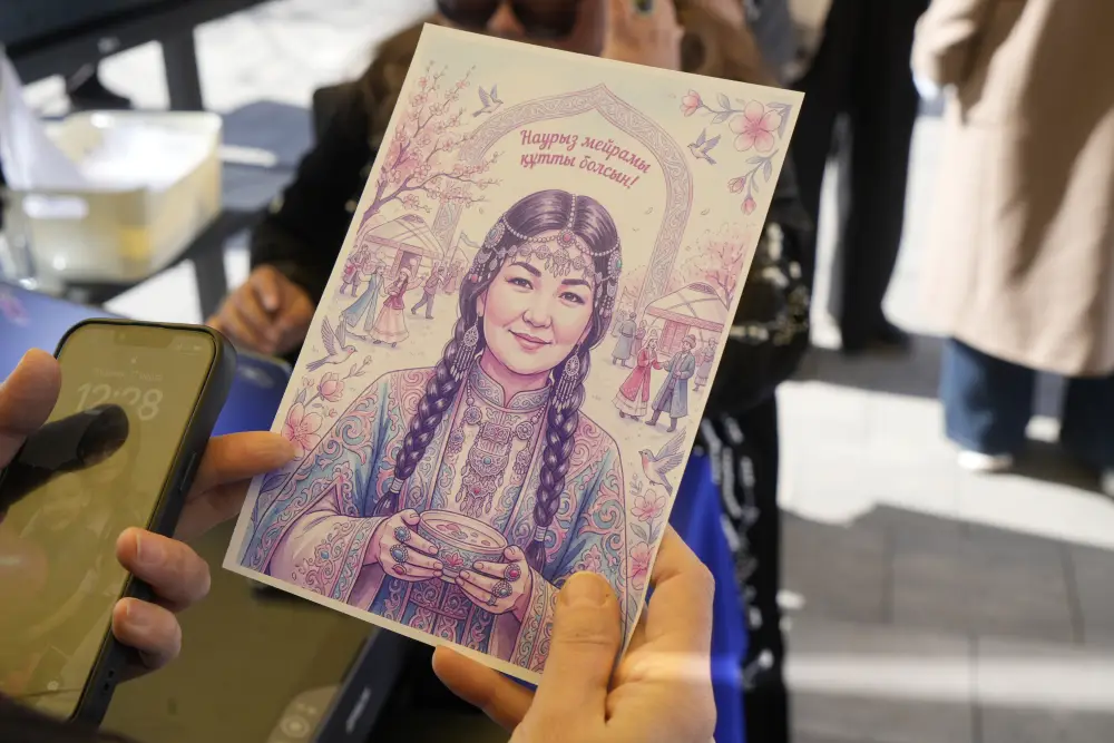 «Digital Nauryz» в Жетісу: с помощью ИИ жители смогли создать свои портреты в образе казахских батыров (4)