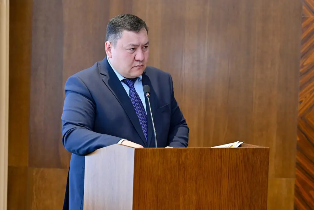 Состоялось расширенное аппаратное совещание {city2}