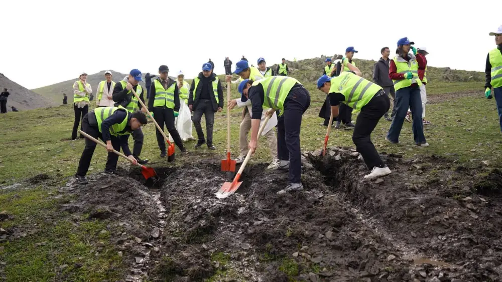 Студенты Казахстана объединяются для защиты экологии через очистку родников «Мөлдір бұлақ» {city2}