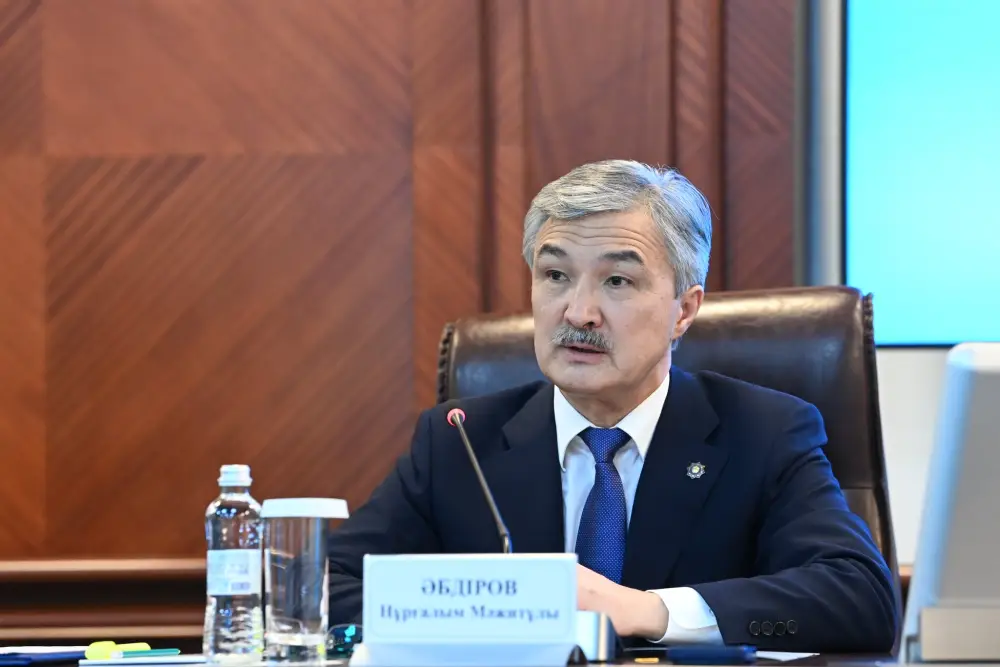 На встрече акима Нурлыбека Налибаева и ректора Нургалыма Абдирова обсуждены вопросы реализации принципа «Закон и порядок» {city2}