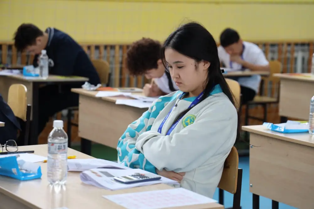 Стартовал заключительный этап республиканской олимпиады по географии и химии (7)