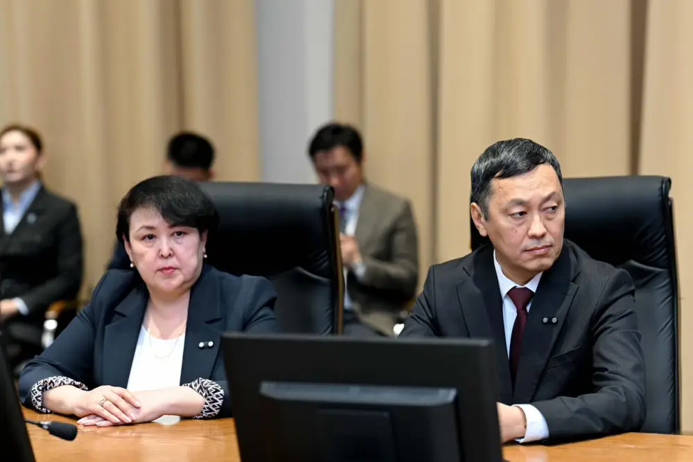 Награждение участников политической жизни региона орденом "Құрмет" {city2}