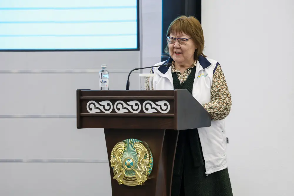 Обсуждение проекта Конституции в Алматы {city2}