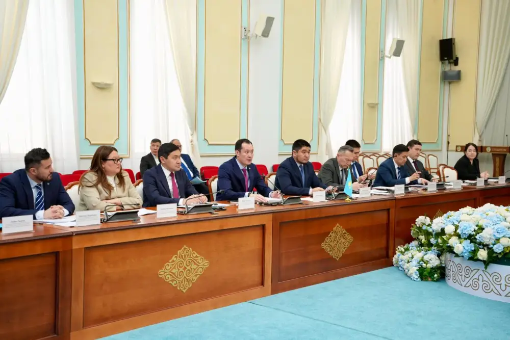 Казахстан и ЕС обсуждают устойчивое развитие энергетики и планы по увеличению доли возобновляемой энергии {city2}